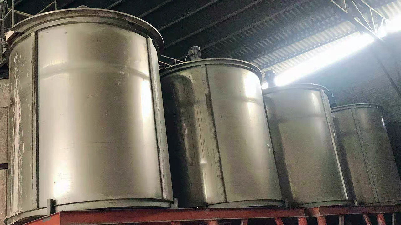 廠房設(shè)備